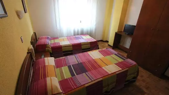 Hostal Cuzco | Kastilya ve Leon - Salamanca (vilayet) - Campo de Salamanca - Salamanca - Centro