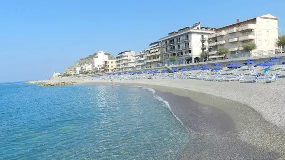 Hotel Il Mulino | Sicilya - Messina (vilayet) - Capo d'Orlando