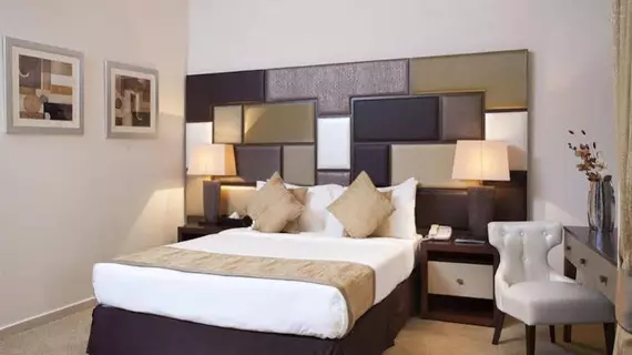 Al Waleed Palace Hotel Apartments - Oud Metha | Dubai - Dubai