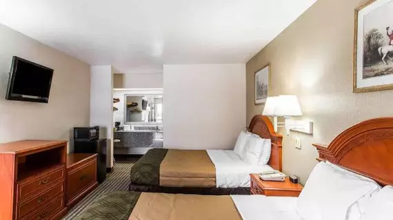 Econo Lodge Lebanon | Tennessee - Nashville-Davidson - Nashville (ve civarı) - Lebanon