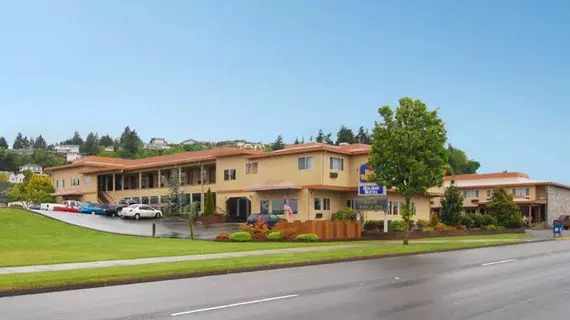 BEST WESTERN PLUS Holiday Hotel | Oregon - Oregon Coast - Coos Bay