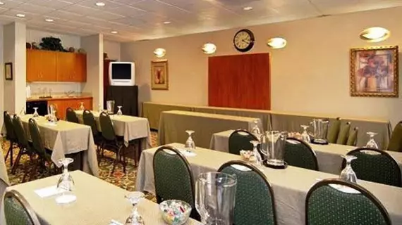 Comfort Inn & Suites Sanford | Florida - Sanford