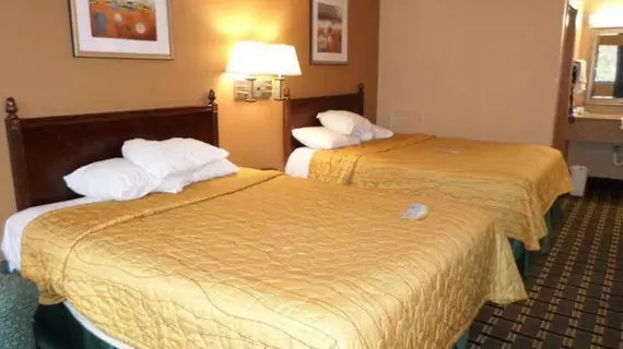 Days Inn Kent - Akron | Ohio - Summit İlçesi - Akron (ve civarı) - Kent