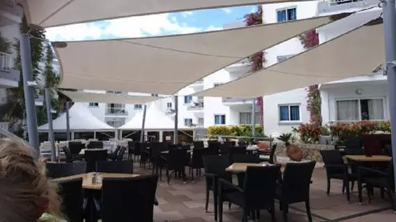 Apartamentos Sofia | Balearic Adaları - Mayorka Adası - Alcudia