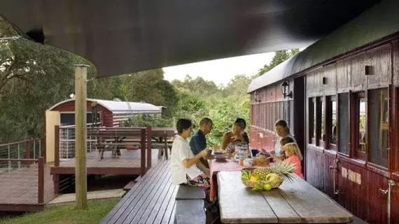 Glass House Mountains Ecolodge | Queensland - Glass House Mountains