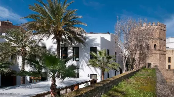 APARTAMENTOS TORRE DE LA PLATA | Andalucia - Seville İli - Sevilla - Casco Antiguo