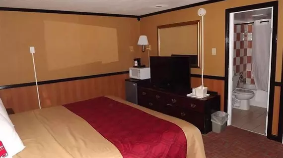 Econo Lodge Montpelier VT | Vermont - Stowe (ve civarı) - Montpelier