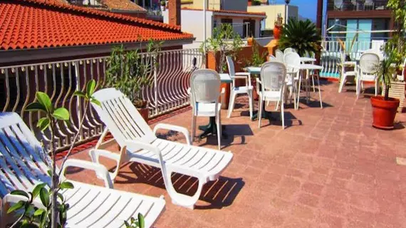 Hotel Villa Chiara | Sicilya - Messina (vilayet) - Taormina Sahili - Taormina - Taormina Kent Merkezi