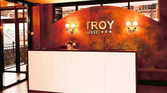 Troy West | Krasnodar Krayı - Krasnodar