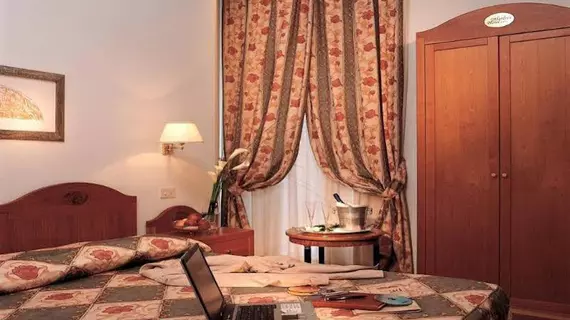 Hotel Aberdeen | Lazio - Roma (ve civarı) - Roma Kent Merkezi - Rione XVIII Castro Pretorio