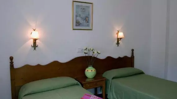 Hostal La Ceiba | Balearic Adaları - Mayorka Adası - Campos - Migjorn