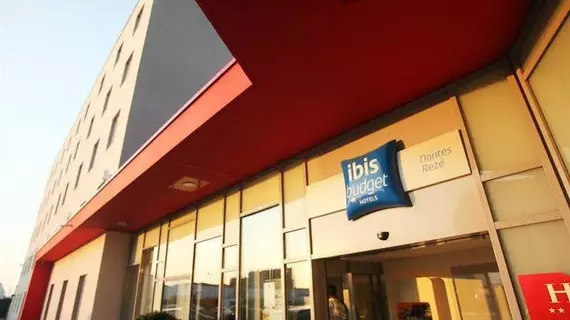 ibis Styles Nantes Reze Aéroport | Pays de la Loire - Loire-Atlantique - Nantes (ve civarı) - Reze