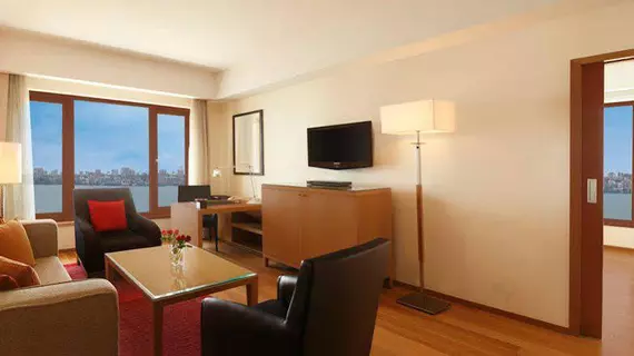 Trident Nariman Point | Maharaştra - Raigad - Bombay (ve civarı) - Bombay - Marine Drive