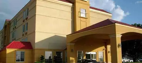 La Quinta Inn & Suites Tulsa Central | Oklahoma - Tulsa (ve civarı) - Tulsa