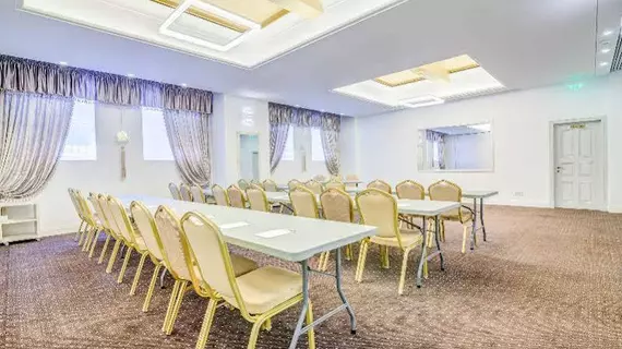 Capitol Hotel | Bükreş (ve civarı) - Bükreş   Kent Merkezi