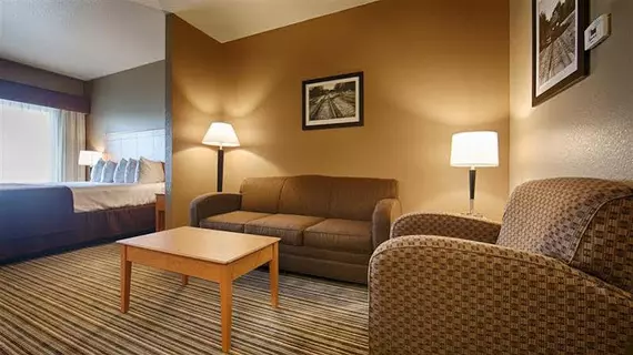 Best Western Shelby Inn & Suites | Montana - Shelby (ve civarı) - Shelby