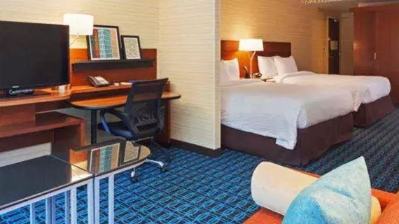 Fairfield Inn and Suites Chicago Downtown-River North | İllinois - Chicago (ve civarı) - Chicago - River North