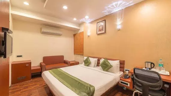 Saravana Boutique Inn | Tamil Nadu - Tiruvallur - Chennai (ve civarı) - Chennai - Fort Tondiarpet - Merkez Chennai