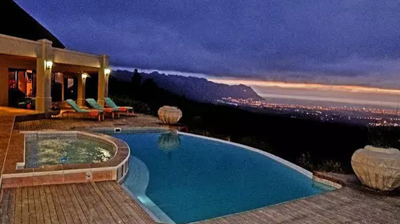 Bezweni Lodge | Western Cape (il) - West Coast DC - Drakenstein - Cape Town (ve civarı) - Paarl