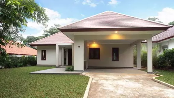 Countrywoods Residence | West Java - Cakarta (ve civarı) - Güney Tangerang - Ciputat