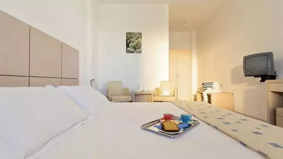 Karras Star Hotel | Kuzey Ege Adaları - Ikaria