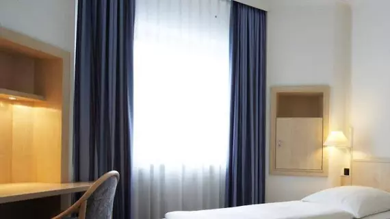 InterCityHotel Ulm | Baden-Wuerttemberg - Ulm