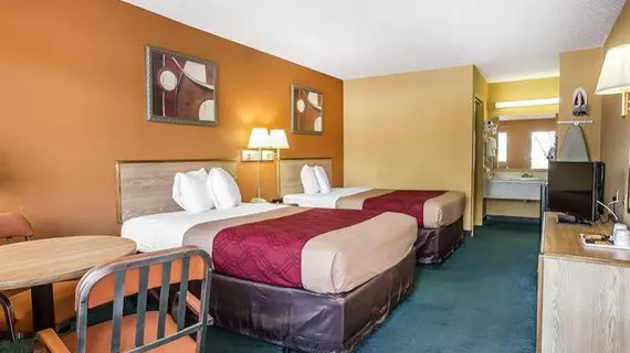 Econo Lodge Cumberland | Georgia - Brunswick (ve civarı) - Kingsland