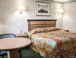 Econo Lodge Colonie Center Mall | New York - Albany (ve civarı) - Albany