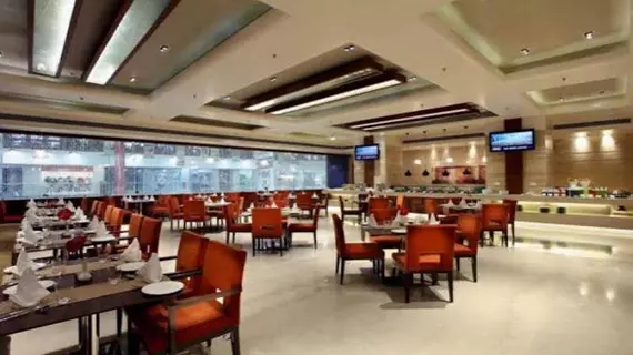 Mahagun Sarovar Portico | Batı Delhi - Ulusal Eyalet Başkenti Delhi - Delhi (ve civarı) - Noida