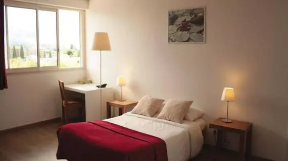 Appart'hotel Victoria Garden Pau | Nouvelle-Aquitaine - Pyrenees-Atlantiques - Pau - Le Hameau