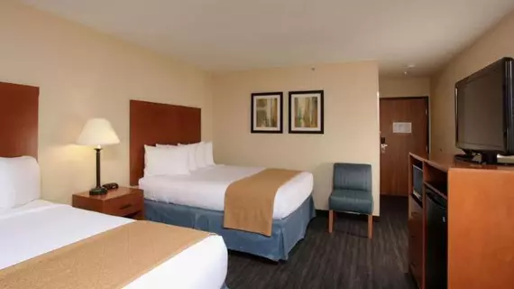 Quality Inn Oakwood | Washington - Spokane (ve civarı) - Spokane - Town and Country - Kuzey Spokane