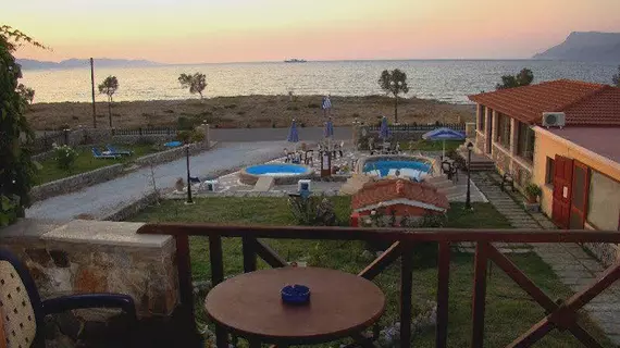 Drapania Beach | Girit Adası - Hanya (bölge) - Kissamos - Drapanias