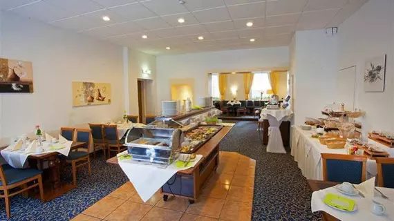 Best Western Ambassador Hotel | Kuzey Ren-Westfalia - Düsseldorf (ve civarı) - Düsseldorf - Friedrichstadt