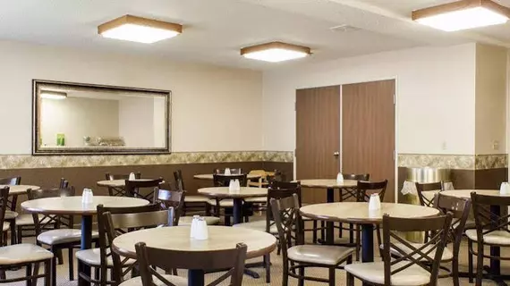 Quality Inn Brandon | Güney Dakota - Sioux Falls (ve civarı) - Brandon