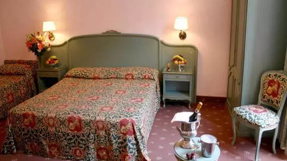 Hotel Augustea | Lazio - Roma (ve civarı) - Roma Kent Merkezi - Rione XVIII Castro Pretorio