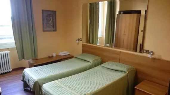 Hotel Pavia | Lazio - Roma (ve civarı) - Roma Kent Merkezi - Rione XVIII Castro Pretorio