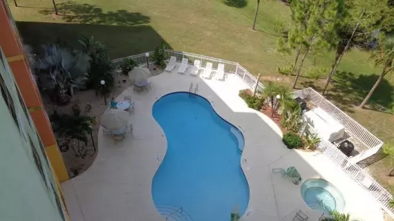 MainStay Suites Fort Myers | Florida - Fort Myers (ve civarı) - Fort Myers