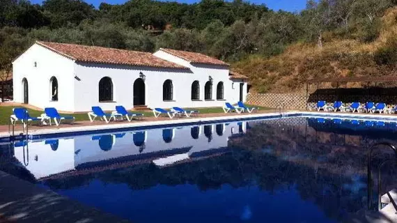 Hotel Apartamento Rural Finca Valbono | Andalucia - Huelva (vilayet) - Sierra de Aracena - Aracena