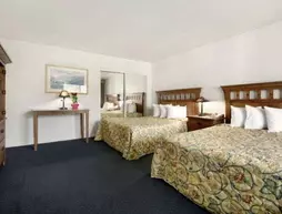 Days Inn and Suites Santa Barbara | Kaliforniya - Santa Barbara (ve civarı) - Santa Barbara