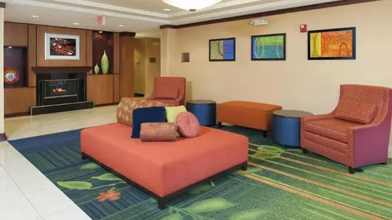 Fairfield Inn & Suites Muskegon Norton Shores | Michigan - Muskegon (ve civarı) - Norton Shores