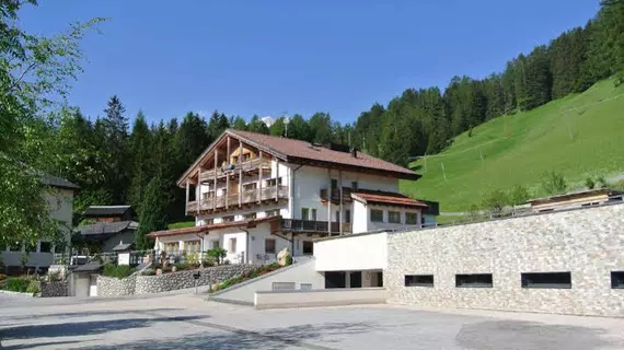 Apartments & Garnì Pre Da Nai | Trentino-Alto Adige - Güney Tirol (il) - Badia