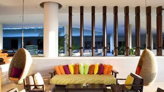 Movenpick Resort and Spa Karon Beach Phuket | Phuket (ve civarı) - Thalang