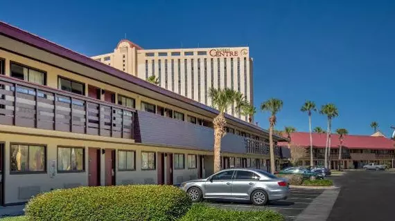 Midpointe Hotel by Rosen Hotels & Resorts | Florida - Orlando (ve civarı) - International Drive