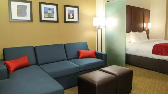 Comfort Suites Regina | Saskatchewan - Regina