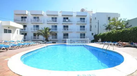 AzuLine Apartamentos Costa Mar | Balearic Adaları - İbiza Adası - Sant Antoni de Portmany