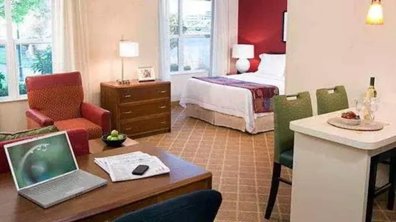 Residence Inn by Marriott San Francisco Airport/Oyster Point Waterfront | Kaliforniya - San Fransisko (ve civarı) - South San Francisco