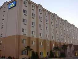 Microtel Inn and Suites Toluca | Mexico, Estado de - Toluca (ve civarı) - Toluca