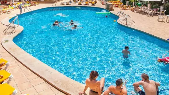 Vista Club App | Balearic Adaları - Mayorka Adası - Calvia - Santa Ponsa