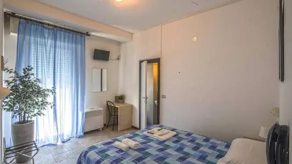 Hotel Continental | Marche - Pesaro and Urbino (vilayet) - Pesaro