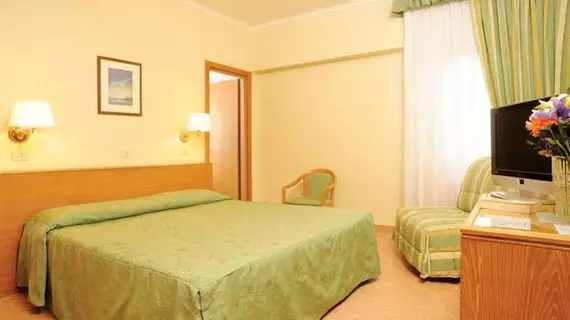 Hotel Patria | Lazio - Roma (ve civarı) - Roma Kent Merkezi - Rione XVIII Castro Pretorio